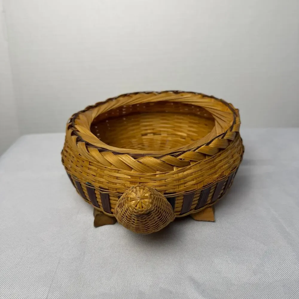 VTG Woven Bamboo Rattan Figural Turtle Basket Carved Wood Feet 10